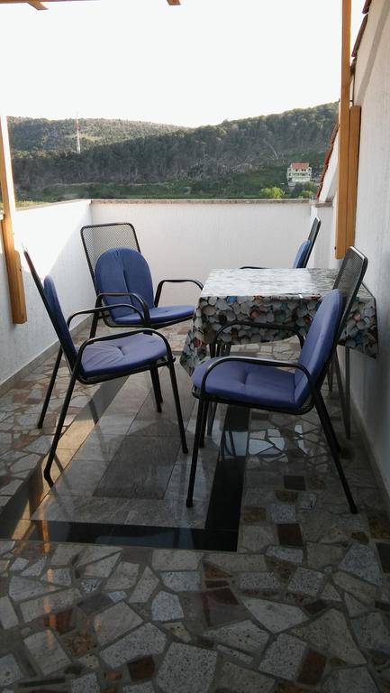 Apartment Lopar Exterior photo